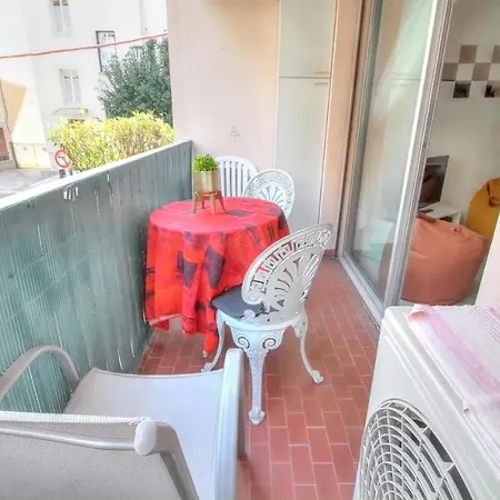 Studio Avec Jardin Clos Et Wifi A Appartement Antibes